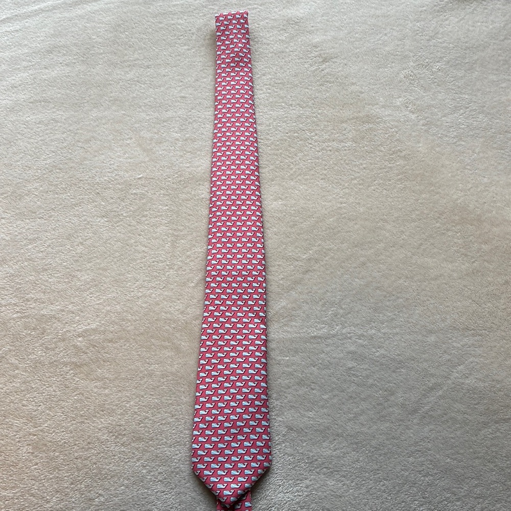 Vineyard Vines tie